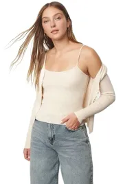 trendyol-sweter-damski-bezowy-w-prazki-z-guzikami-na-rekawach-s-5ea