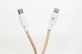 kabel-2-4a-usb-c-do-apple-lightning-rozowy-1m-the-leshy