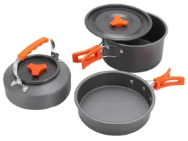 zestaw-garnkow-turystycznych-sku-511-garnek-patelnia-czajnik-camping