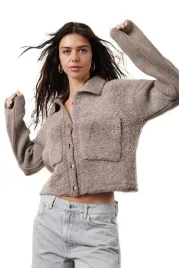 trendyol-krotki-sweter-z-kieszeniami-i-guzikami-bezowy-l-5ea