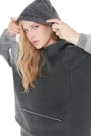 trendyol-bluza-damska-z-kapturem-i-surowym-szwem-szara-m-5ea
