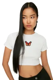 trendyol-bialy-krotki-t-shirt-z-haftem-motyla-damski-m-5ea