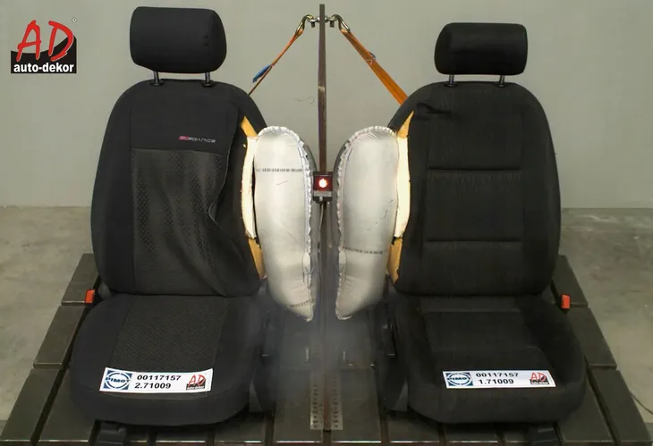 pokrowce-p2-dedykowane-do-ford-transit-custom-9os-typ-pokrowiec