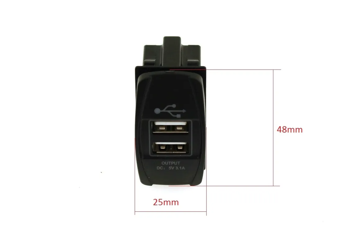 gniazdo-ladowarka-12-24v-2xusb-3-1a-5v-stan-nowy