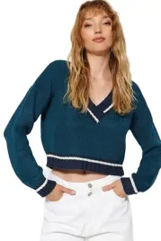 trendyol-krotki-sweter-damski-z-dekoltem-v-w-paski-l-5ea