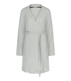 szlafrok-damski-triumph-comfort-allure-robe-3638