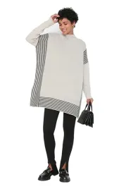 trendyol-sweter-damski-luzny-bezowy-w-paski-z-golfem-s-5ea