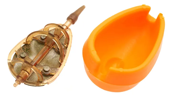 koszyk-koszyczek-foremka-method-feeder-40g-kod-taryfy-celnej-95079000