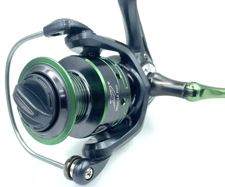 kolowrotek-miracle-fish-spinning-ax2000-przelozenie-5-2-1