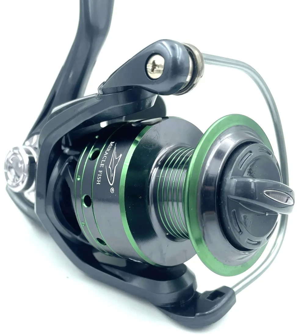 kolowrotek-miracle-fish-spinning-ax2000-marka-miracle-fish