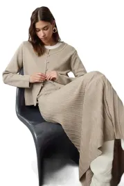 trendyol-komplet-damski-sweter-i-spodnica-bezowy-prazkowany-m-5ea