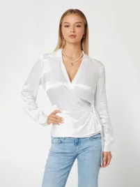 guess-biala-koszula-z-wiazaniem-satynowa-z-kolnierzykiem-m-gla