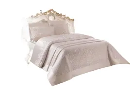 komplet-poscieli-rozowy-ze-srebrna-ozdobna-nicia-230-x-240-opa