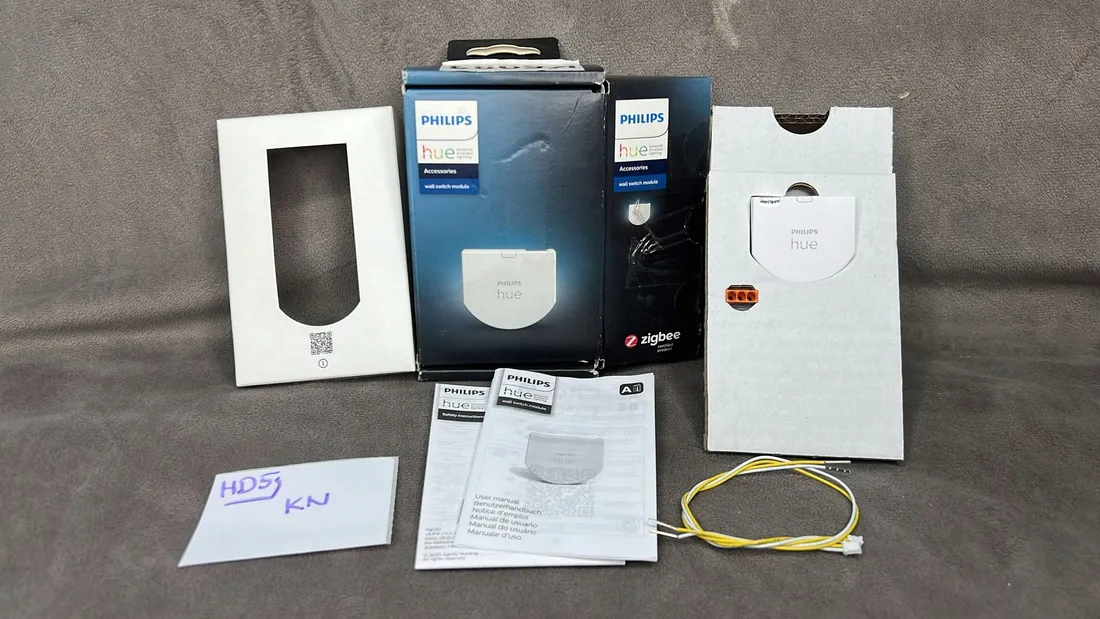 2x-centralka-philips-hue-wall-switch-module