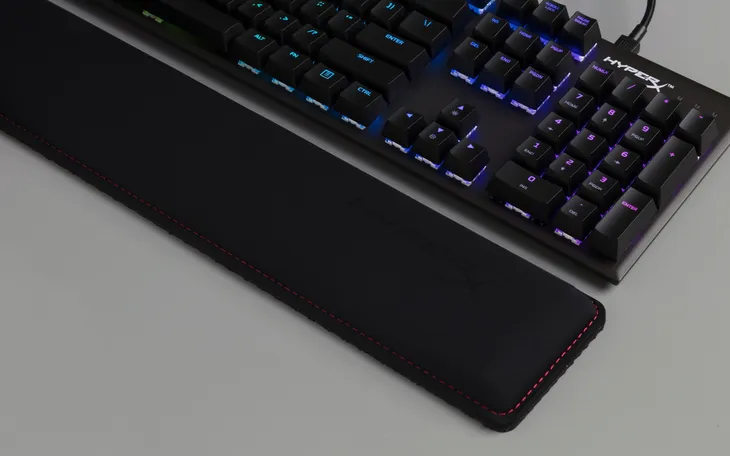 2x-podkladka-hyperx-wrist-rest-grubosc-produktu-2-2-cm