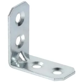 katownik-meblowy-do-krzesel-30x30x16-x-15mm-1-szt-stalowe-perforowany-krz3