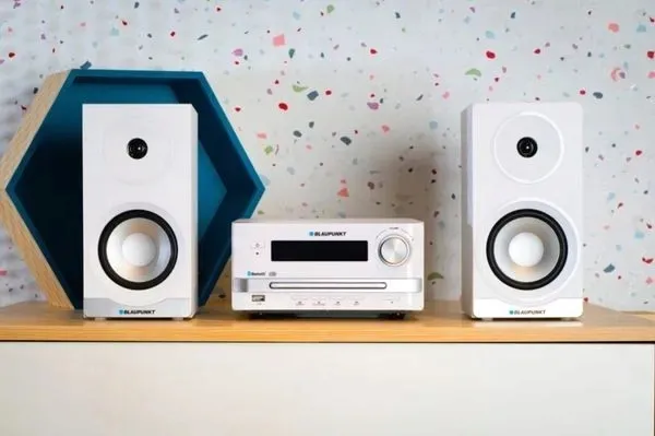 2x-mikrowieza-blaupunkt-micro-tower-marka-blaupunkt