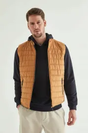 meska-kamizelka-casual-pikowana-z-zamkiem-w-bezowym-kolorze-2xl-5ga