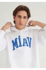 mavi-bluza-meska-z-kapturem-biala-z-niebieskim-nadrukiem-2xl-5ga