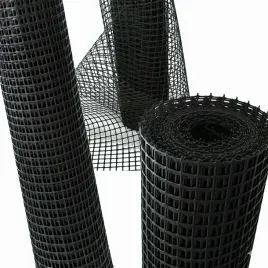siatka-plastikowa-rabatowa-czarna-12x25m-oczko-30x30mm-pcv