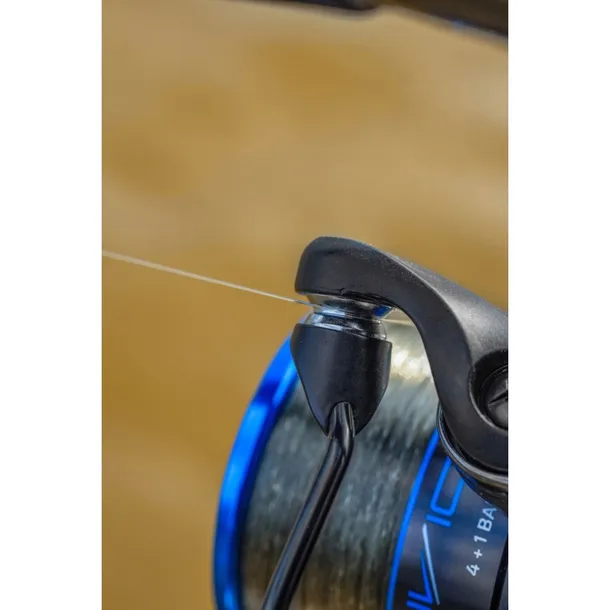 kolowrotek-preston-invictus-520-waga-z-opakowaniem-1-kg