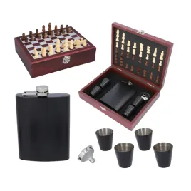 piersiowka-stalowa-240-ml-4x-kieliszki-lejek-szachy-drewniane-pudelko