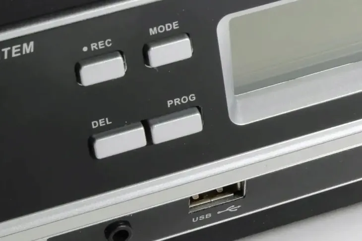 gramofon-technaxx-tx-22-czarny-sterowanie-polautomatyczne
