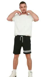 trendyol-man-czarne-spodenki-meskie-sportowe-z-wzorem-szachownicy-xl-5da