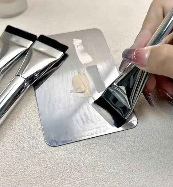 inter-esque-pedzel-do-podkladu-aluminium-kod-producenta-b0f1wyzz81