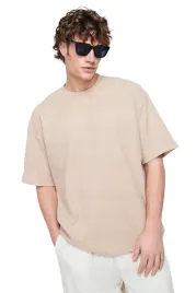 trendyol-man-meski-t-shirt-bezowy-z-okraglym-dekoltem-i-faktura-xs-5da