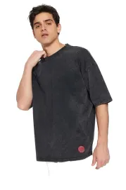 trendyol-man-meski-t-shirt-czarny-z-okraglym-dekoltem-i-naszywka-xxl-5da