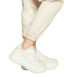 liu-jo-bezowe-sportowe-sneakersy-z-gruba-podeszwa-40-3ea