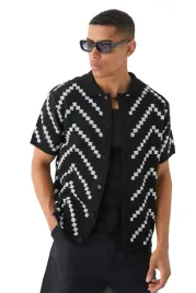 boohooman-czarna-koszula-meska-casual-krotki-rekaw-wzor-geometryczny-s-z3a