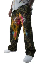 boohooman-spodnie-meskie-proste-moro-z-nadrukiem-wzor-graffiti-42-z3a