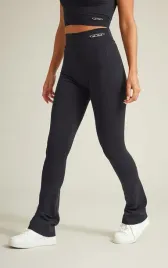 prettylittlething-spodnie-treningowe-czarne-34-m6b