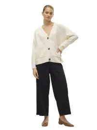 vero-moda-bezowy-sweter-damski-z-kieszeniami-i-dekoltem-v-m-6ba