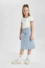 defacto-t-shirt-dzieciecy-z-czarnym-lamowkami-i-napisem-ecru-128-134-5fa