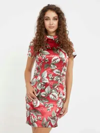 guess-czerwona-sukienka-mini-w-kwiaty-z-krotkim-rekawem-34-gga