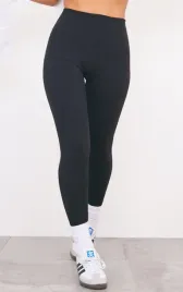 prettylittlething-dlugie-legginsy-sportowe-40-m6g