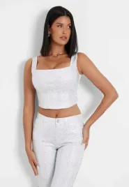 guess-bialy-top-na-szerszych-ramiaczkach-z-cekinami-s-gla