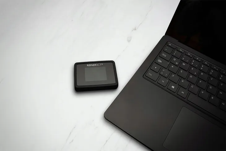 reiner-sct-authenticator-mini