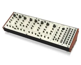 behringer-2-xm-syntezator-analogowy-typu-desktop