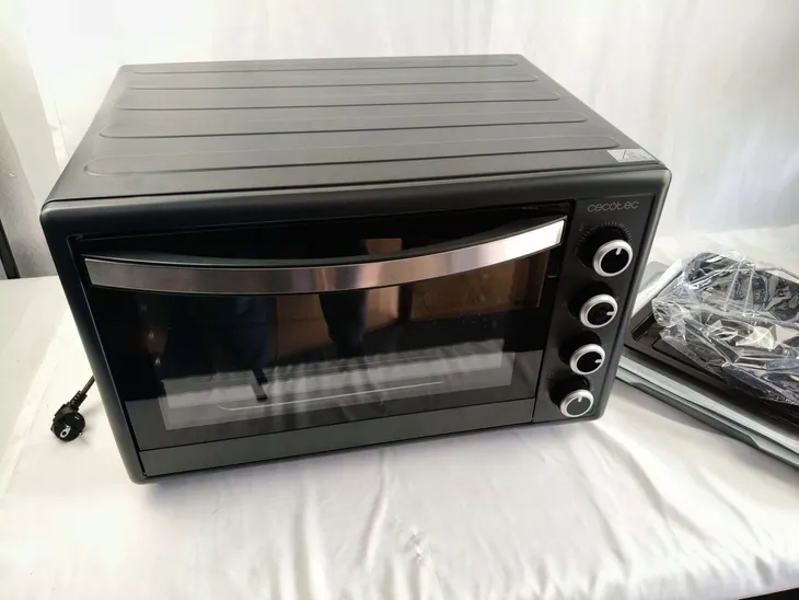 mini-piekarnik-cecotec-6090-60-l-czarny-otwieranie-drzwi-do-dolu