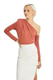 trendyol-body-damskie-asymetryczne-z-dlugim-rekawem-terakota-m-5ea-m-5-a