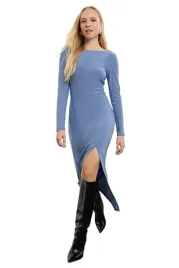 trendyol-dopasowana-sukienka-midi-z-rozcieciem-i-dlugim-rekawem-s-5ea