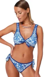 trendyol-dol-od-bikini-damski-w-kwiaty-bialo-niebieski-42-5ba