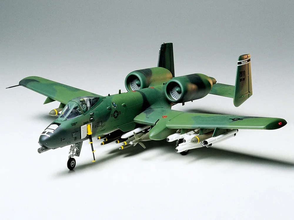 samolot-a-10a-thunderbolt-ii-model-61028-tamiya
