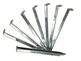 sledzie-haki-szpilki-metalowe-do-namiotu-8-sztuk-firma-froyak-srebrne-18-cm