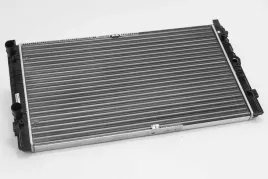 chlodnica-wody-vw-transporter-t4-1-9td-2-4d-2-5tdi