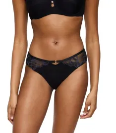 triumph-wild-gardenia-florale-tai-40